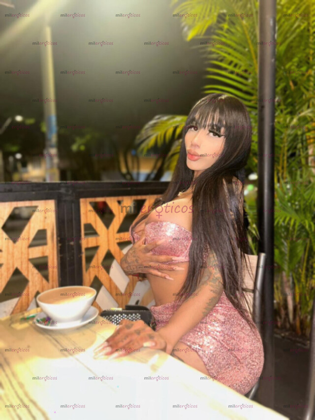 FOTOS DE MORENA SEXY CON CURVAS GRANDES Y UNAS BUENAS TETAS