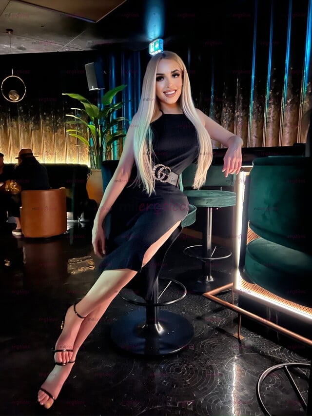 FOTOS DE KARLA! LA MÁS FEMENINA! DE REGRESO! SOLO 3 DÍAS EN EL PAÍS!