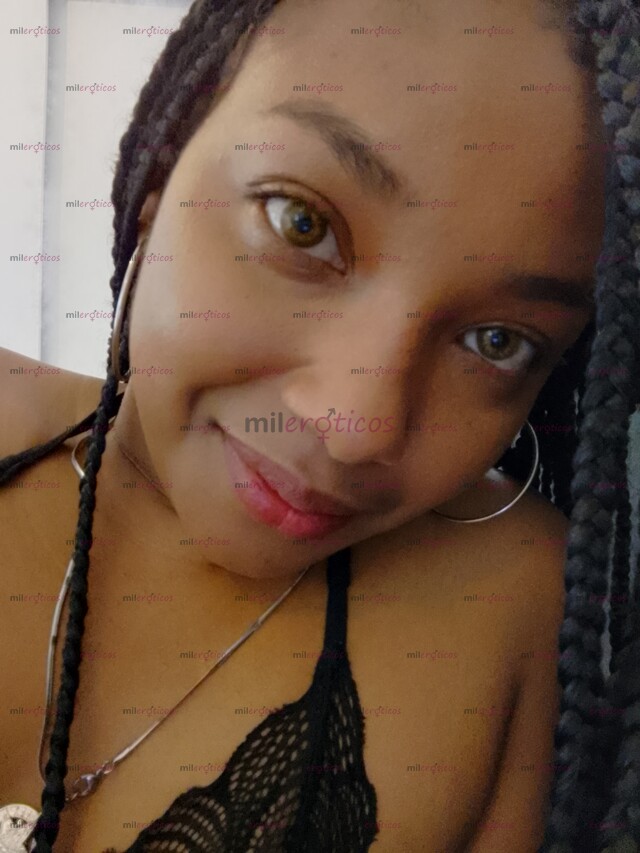 FOTOS DE QUE RICO UN ANAL PROFUNDO Y UNA BUENA MAMADA.COSTEÑA DE CULO GRANDE !