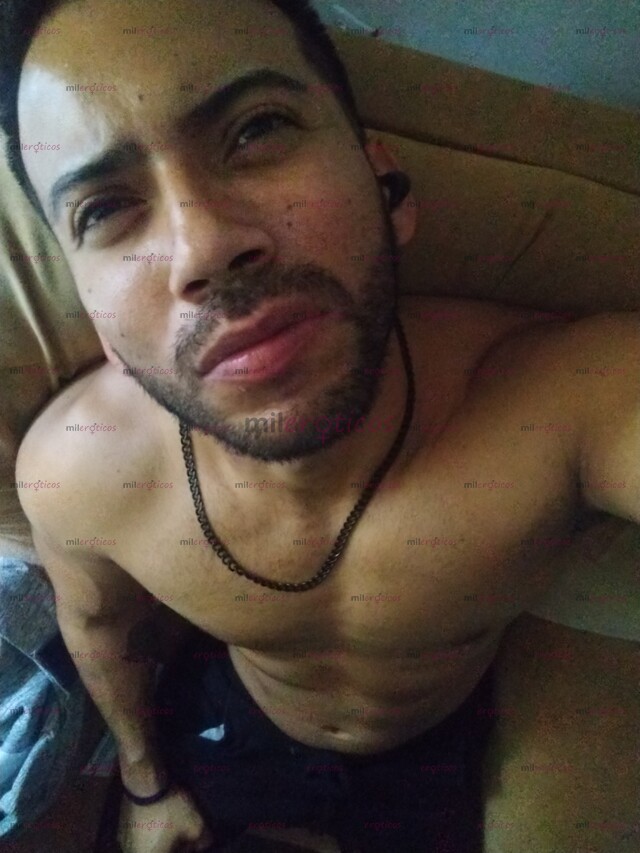 FOTOS DE CHICO SERIO MACHO BISEXUAL Y MAYATE!! CARGADO DE LECHE PARA DARTE