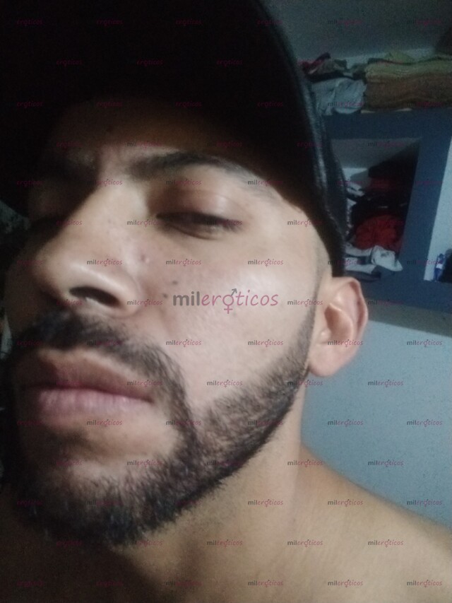 FOTOS DE POCOS DÍAS MACHO BISEXUAL LLENO DE LECHE PARA DARTE!! SERÍO