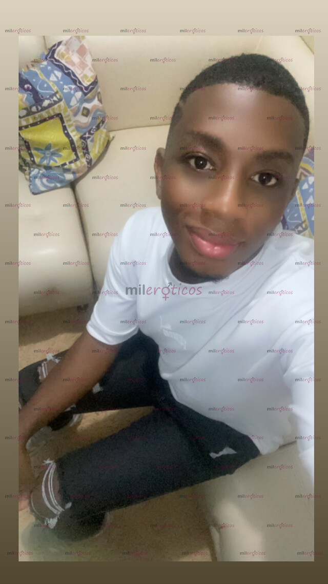 FOTOS DE JOVEN MORENO VETÓN COMPLACIENTE DE 23 CM DE PLACER