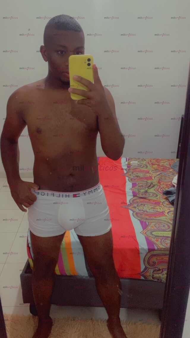 FOTOS DE JOVEN MORENO VETÓN COMPLACIENTE DE 23 CM DE PLACER