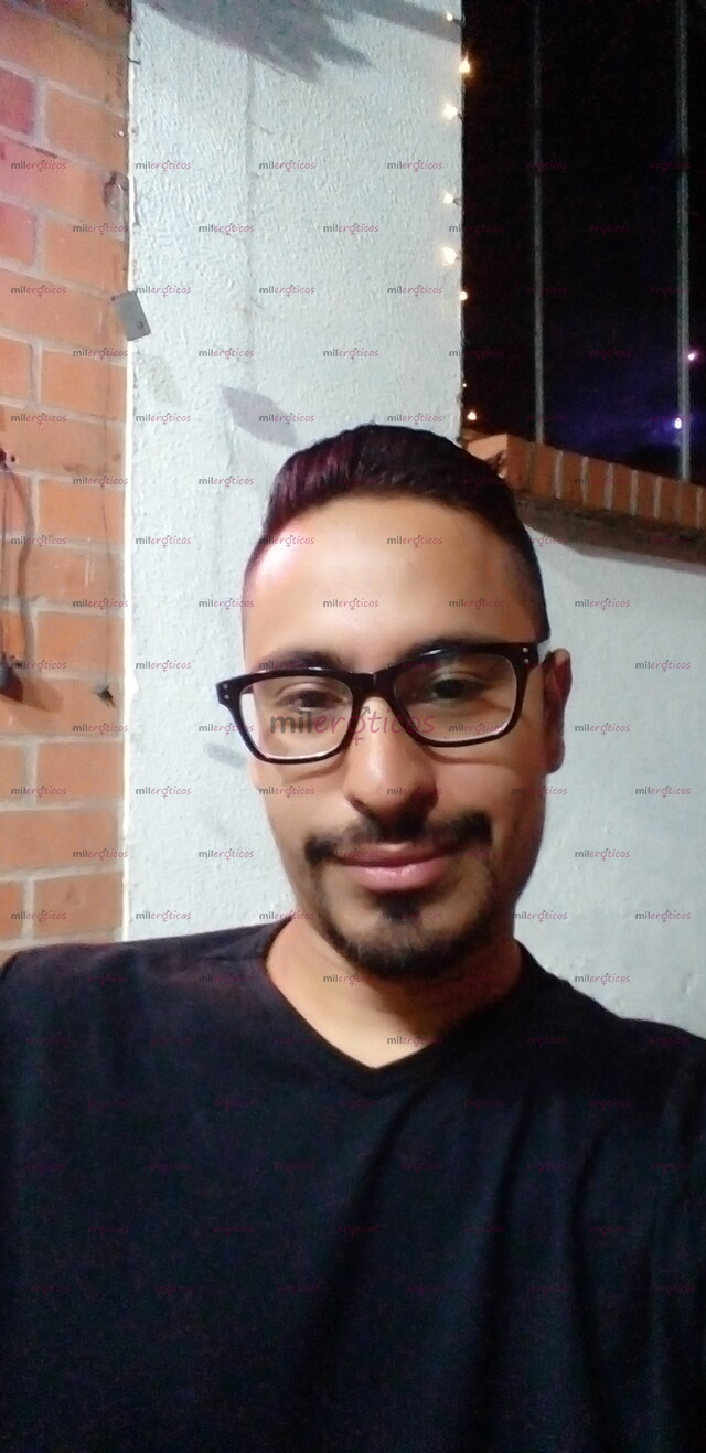 FOTOS DE JUAN PEREIRANO 28 AÑOS DISPONIBLE PARA TI. 3018186981