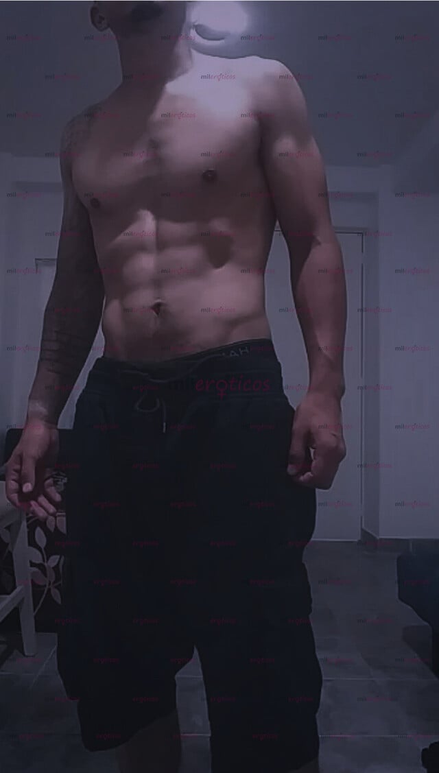 FOTOS DE HOMBRE JOVEN DE 29 AÑOS SERVICIO VIP RICA VERGA EXPERTO EN PAREJAS PRIMERIZAS