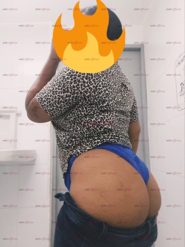 FOTOS DE TENGO UN GRAN CULO Y UNAS RICAS TETAS, VEN A DIVERTIRTE ESTOY CALIENTE