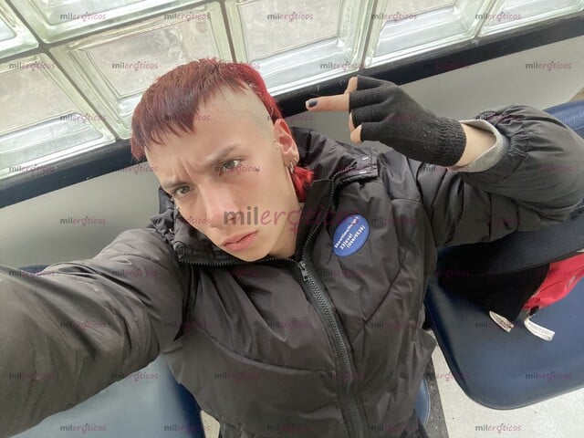 FOTOS DE JOVEN CALIENTE Y MUY ARRECHO DISPUESTO A HACERTE PASAR INCREÍBLE