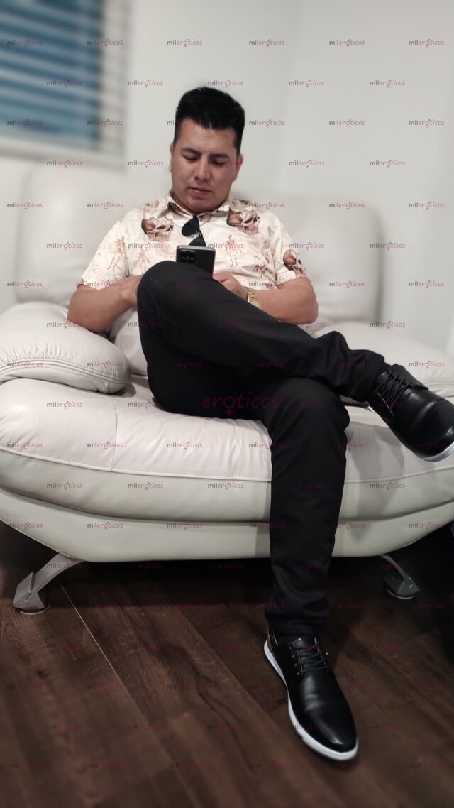 FOTOS DE JOVEN VARONIL (HETERO) ACTIVO, COMPLACIENTE Y CALIENTE