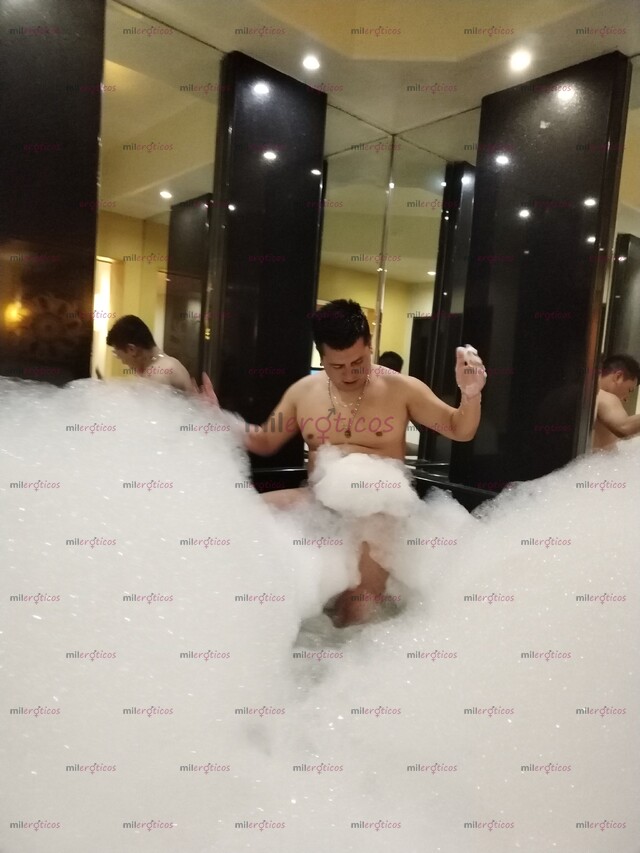 FOTOS DE JOVEN VARONIL (HETERO) ACTIVO, COMPLACIENTE Y CALIENTE