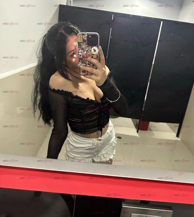 FOTOS DE BIENVENIDO AL PARAÍSO DEL PLACER Y LA SEDUCCIÓN, DADO POR UNA BELLA MUJER ALTA D