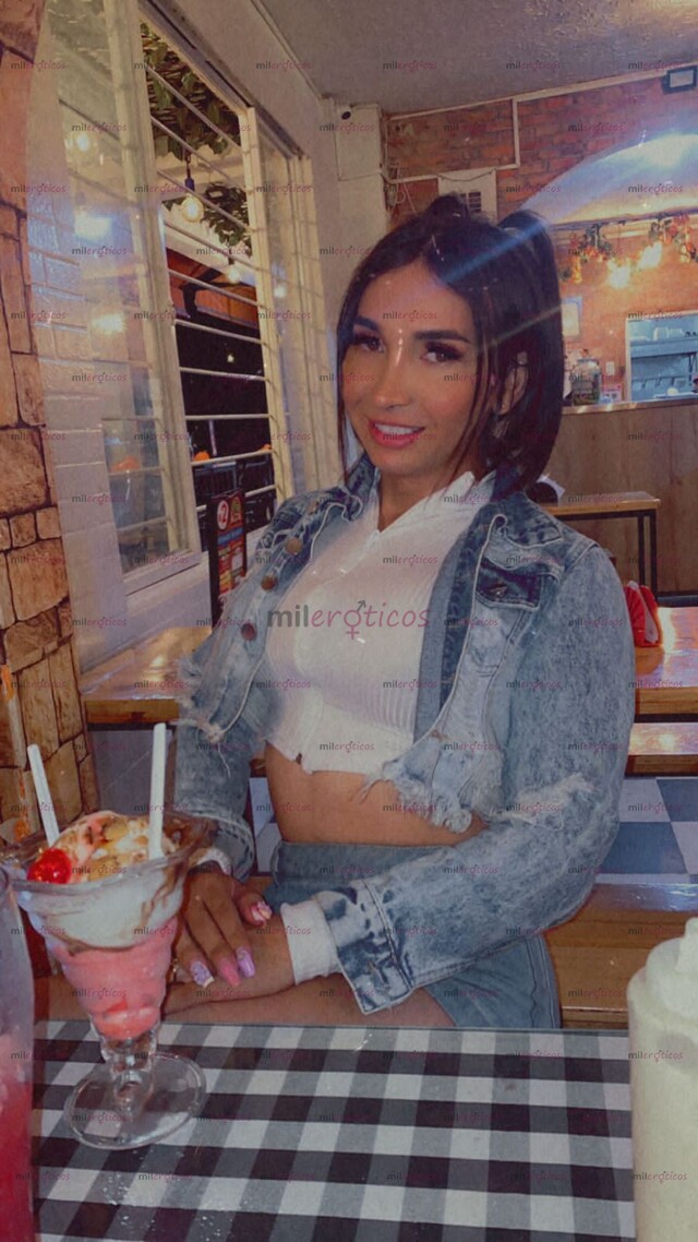 FOTOS DE LINDA RUBIA CALEÑA, COMPLACIENTE Y SUMISA