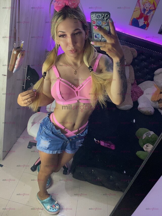 FOTOS DE LINDA RUBIA CALEÑA, COMPLACIENTE Y SUMISA