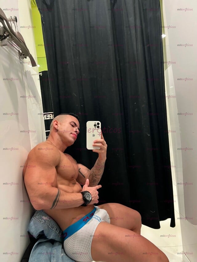 FOTOS DE ANDERSON XL, COLOMBIANO DEPORTISTA Y MUY VARONIL.