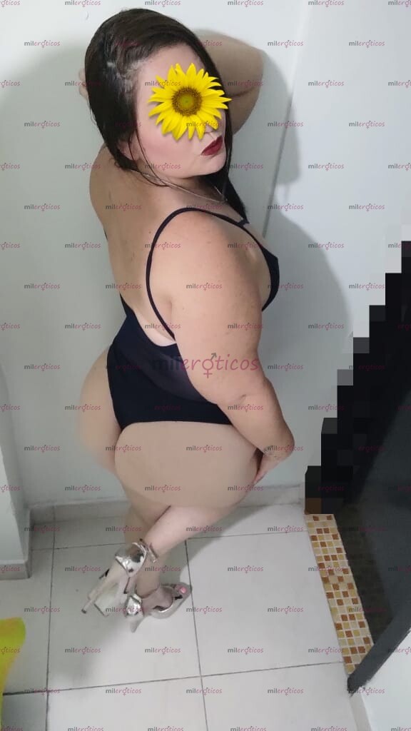 FOTOS DE ME LO TRAGO CON BOLAS Y DEMAS SOY BIEN ARRECHA ME GUSTA QUE ME PARTAN MI CHOCHO