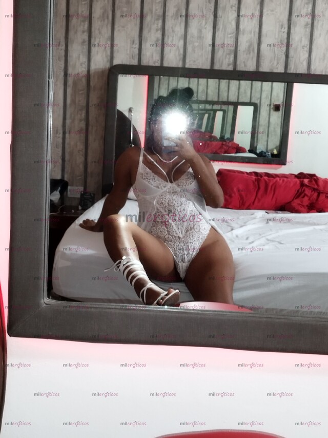 FOTOS DE MI POSICIÓN FAVORITA SON LA DEL PERRITO Y LA DEL 69 , VEN Y COGEME , MOJAME TODA