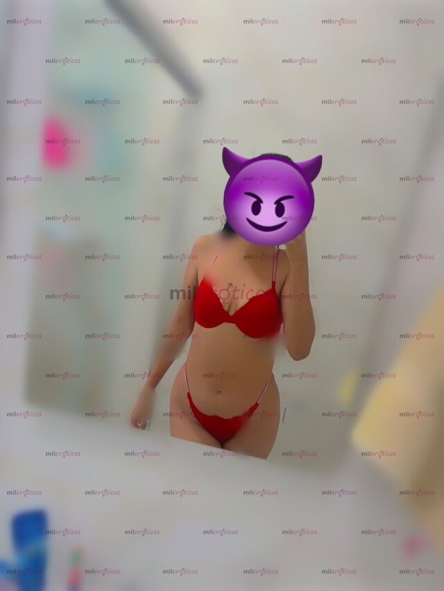 FOTOS DE NENITA DE 19 AÑOS DELGADITA INICIANDOME CUENTO CON DEPA POR METRO SAN COSME