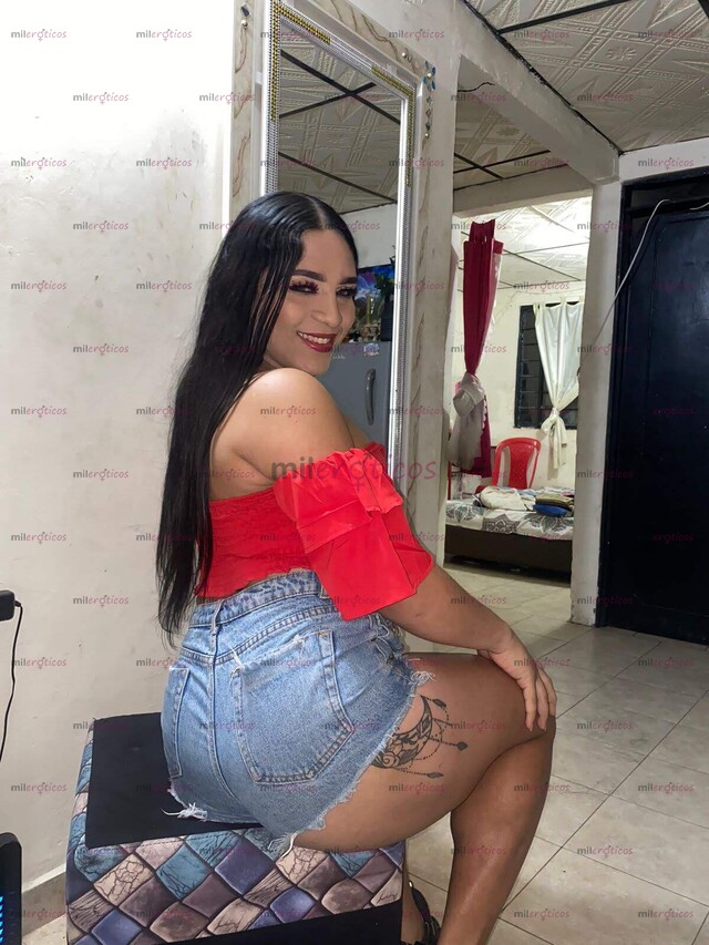 FOTOS DE ATRACTIVA Y DOTADA SOLO PARA HOMBRES DE BUENOS GUSTOS