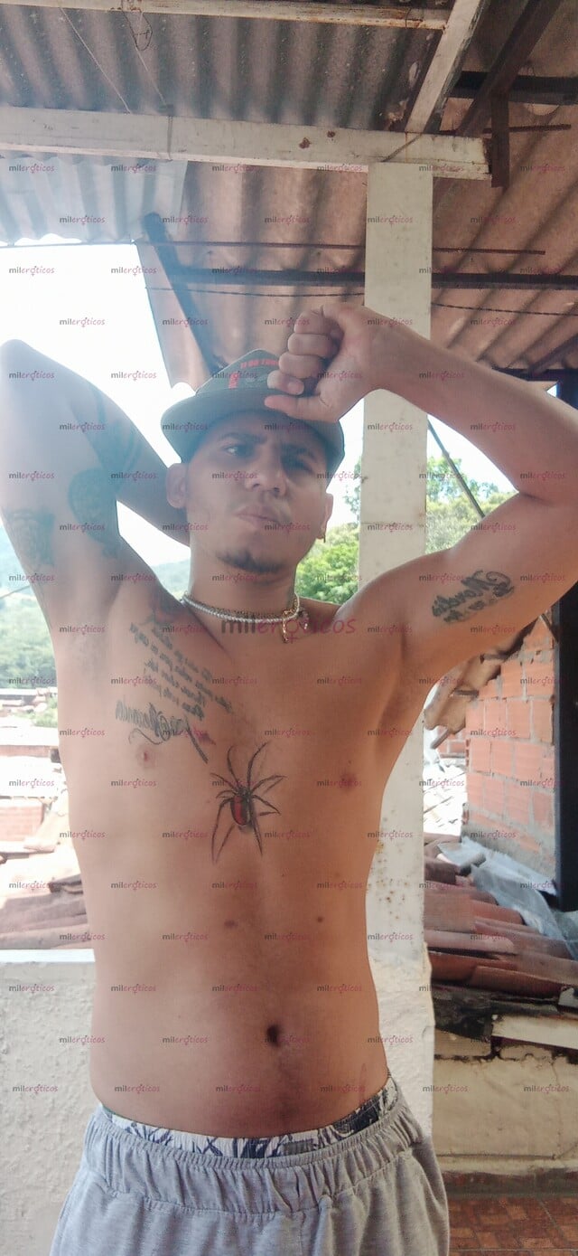 FOTOS DE CHICO ASEADO DISCRETO Y MACHITO SERIO TENGO 22 AÑOS