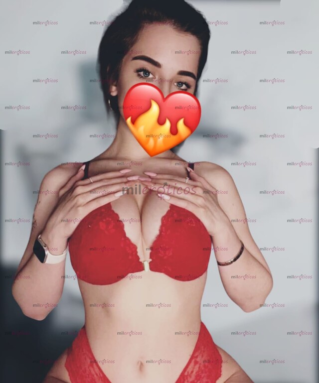 FOTOS DE ADRIANA ARDIENTE, COMPLACIENTE Y CUMPLO TUS FANTASIAS MÁS CACHONDAS