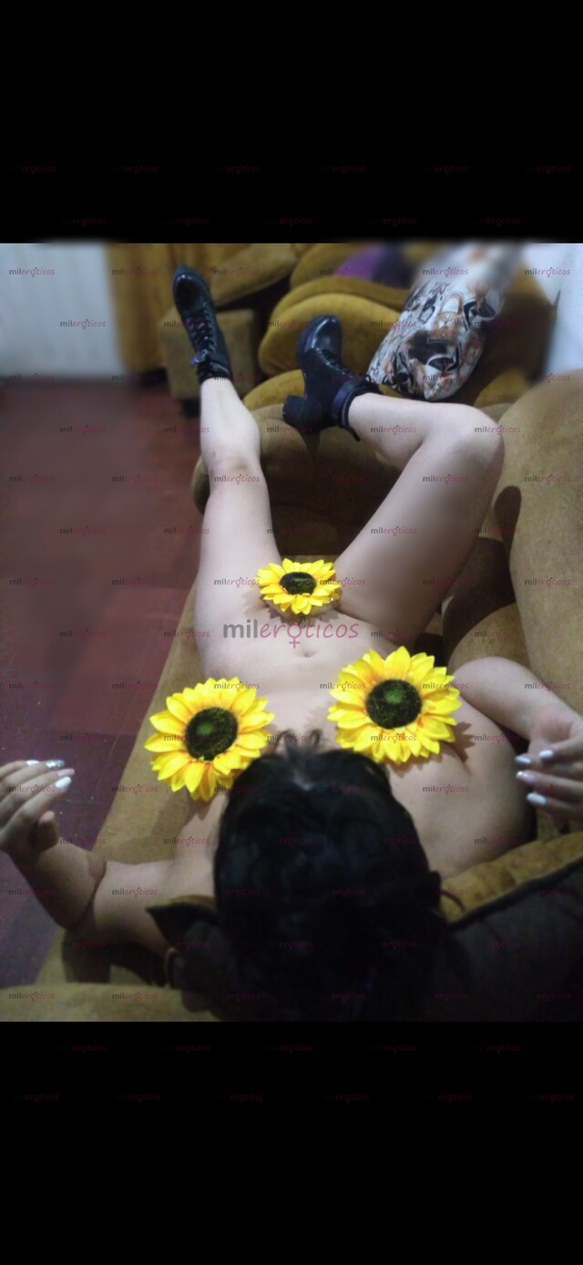 FOTOS DE HOLA MIS AMORES SOY NUEVA EN TU CIUDAD SOY CRISTAL