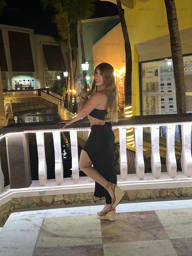 FOTOS DE ARDIENTE COLOMBIANA SEXY DISPUESTA A TODO COMUNICATE NOS DIVERTIREMOS JUNTOS