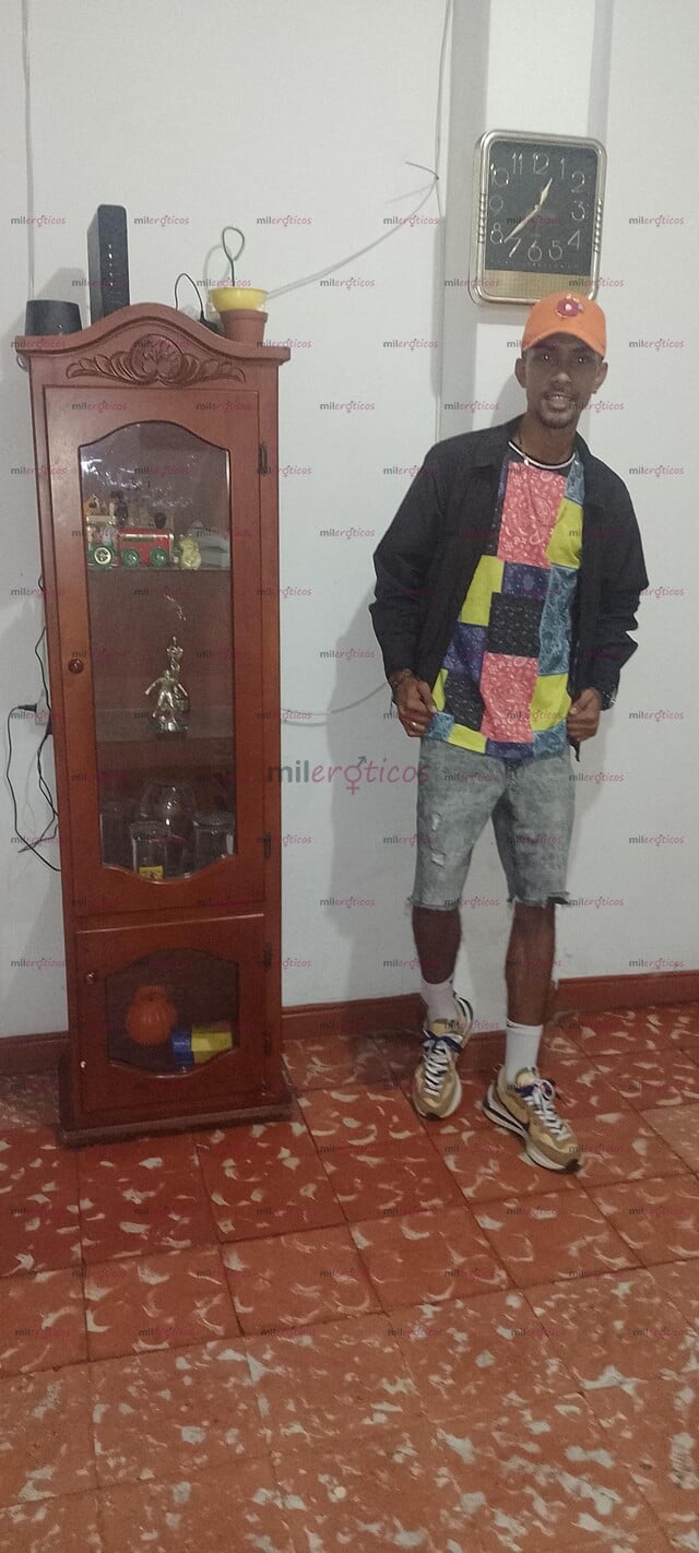 FOTOS DE NEGRO VERGON VELLUDO PARTE CULO LLEGO A PEREIRA A DARTE PLACER