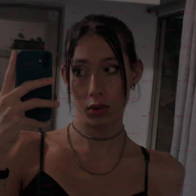 FOTOS DE PEREIRANA COMPLACIENTE VERGONA, FLACA, ALTA Y FEMENINA DISPUESTA A TODO.