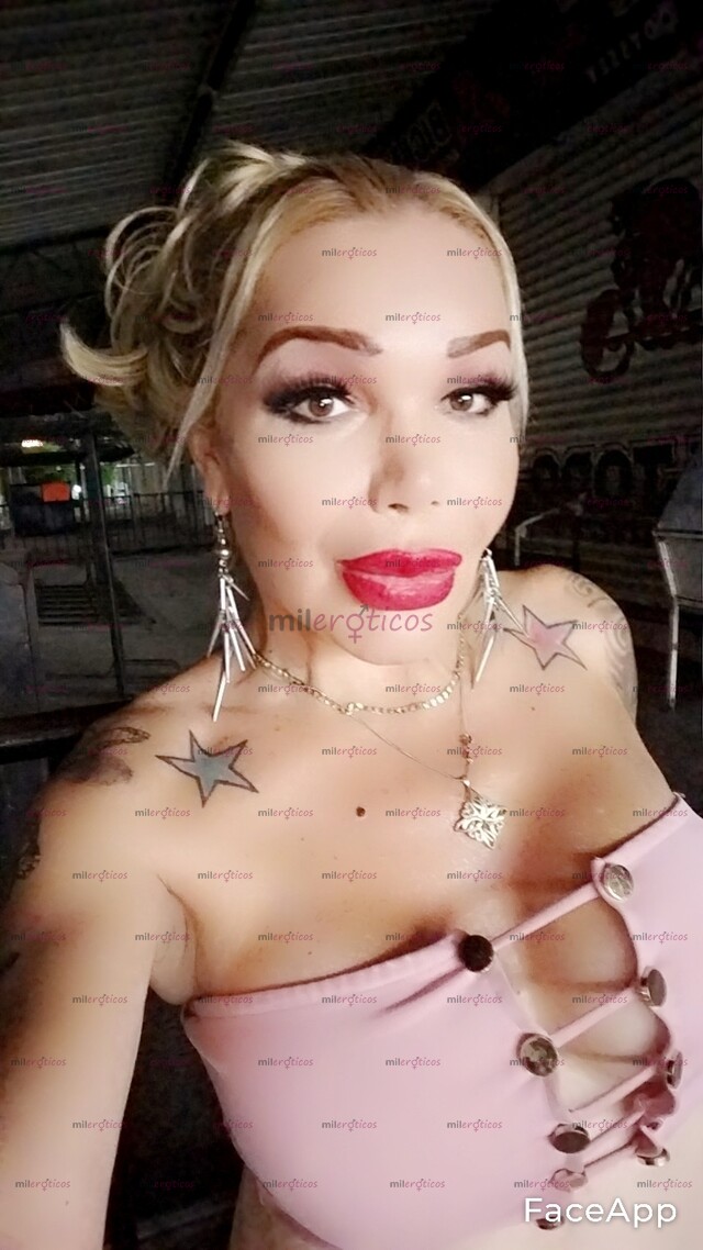 FOTOS DE SEXY VOLUPTUOSA CALIENTE CHICA TRANS PARA SATISFACERTE