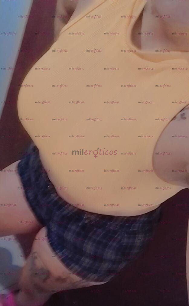 FOTOS DE VIOLETA NUEVA EN ESTE AMBIENTE 100%COMPLACIENTE