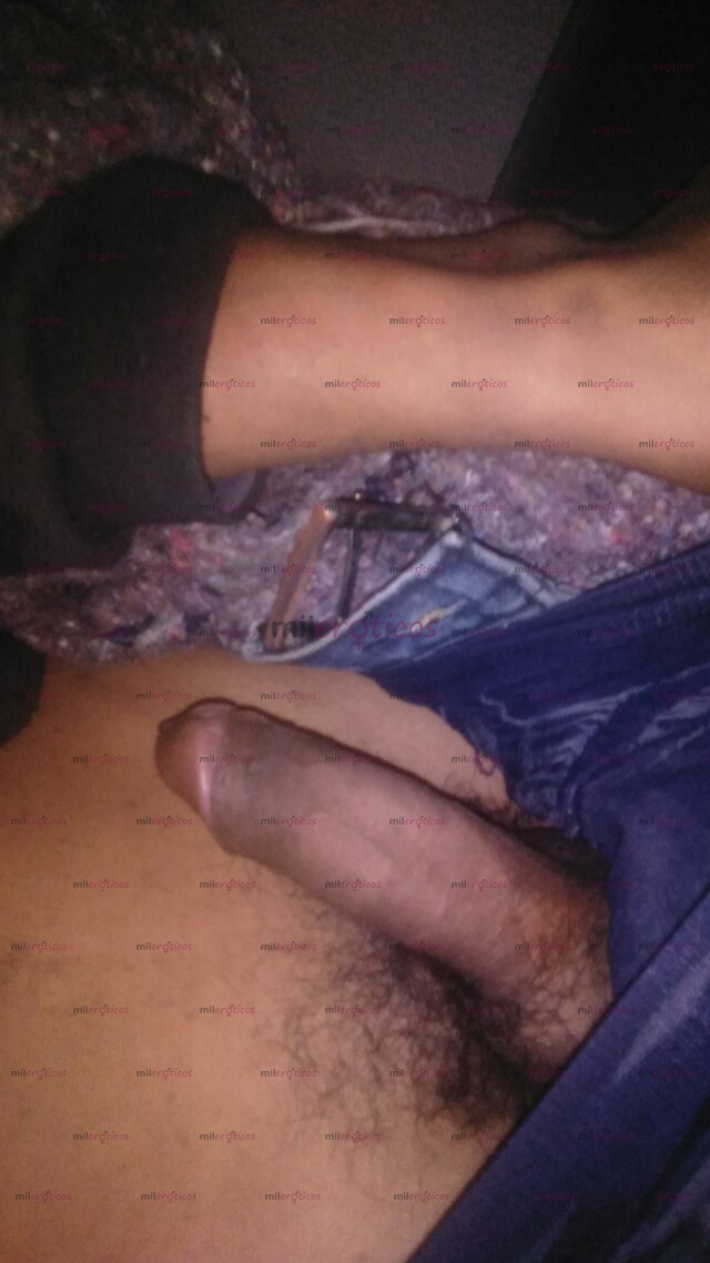 FOTOS DE SOY SALVADOREÑO. TE COMPLAZCO EN LO QUE QUIERAS TE ARE PASAR UN RATO INCREÍBLE