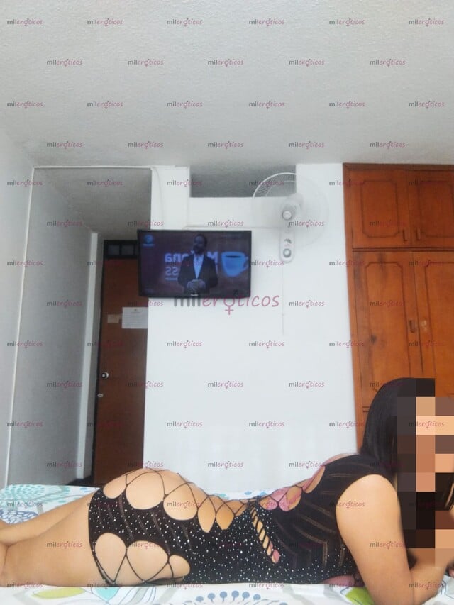 FOTOS DE HOLA AMOR SOY UNA FLACA ROLA NUEVA EN TU CIUDAD PELO NEGRO CARIÑOSA