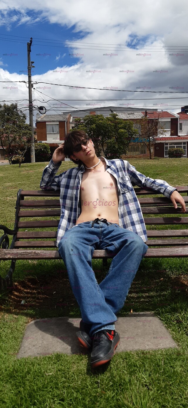 FOTOS DE FLACO, COMPLACIENTE, EDUCADO, Y DISPUESTO A MUCHO MAS