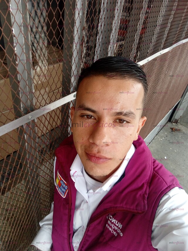FOTOS DE JOVEN SERIO VARONIL 22 AÑOS LISTO PARA QUE VIVAS UNA EXPERIENCIA DIFERENTE