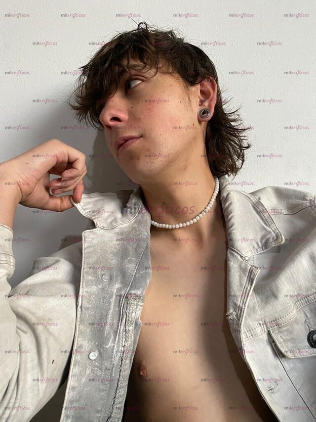 FOTOS DE FLACO, COMPLACIENTE, EDUCADO, Y DISPUESTO A MUCHO MAS