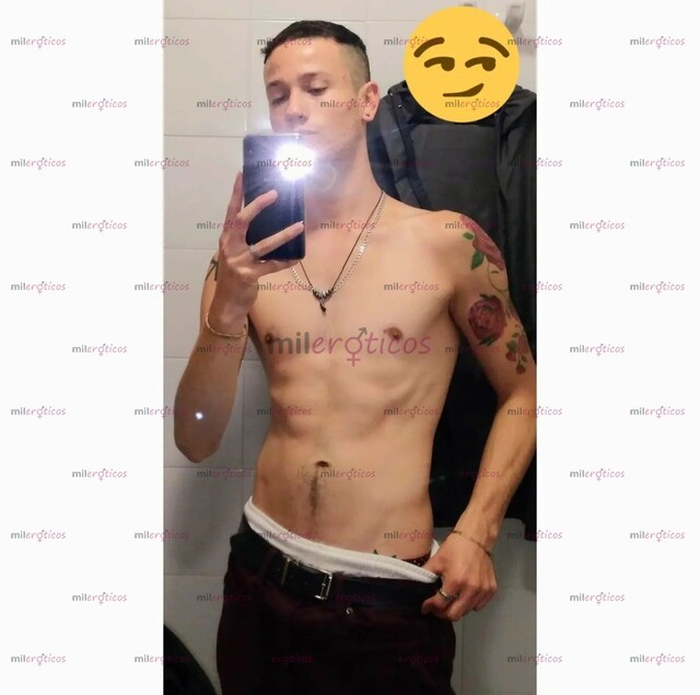 FOTOS DE POLLO ARDIENTE DISPUESTO A COMPLACERTE Y CUMPLIR TODOS TUS FETICHES MÁS PERVERSO