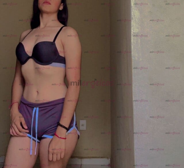 FOTOS DE FLAQUITA, OJOS BONITOS , CUERPO LINDO, TERSO CON UNAS POMPAS INCREIBLES