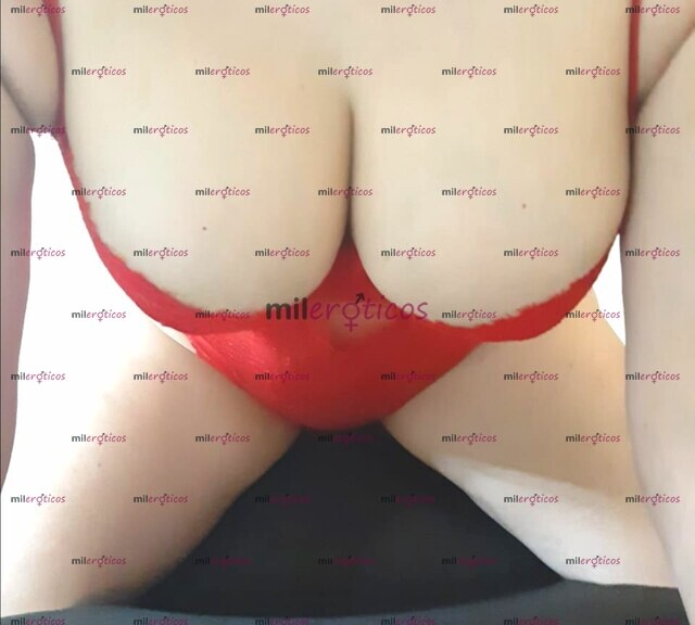 FOTOS DE CHICA CURVILÍNEA CACHONDA COMPLACIENTE DISPUESTA A TODO