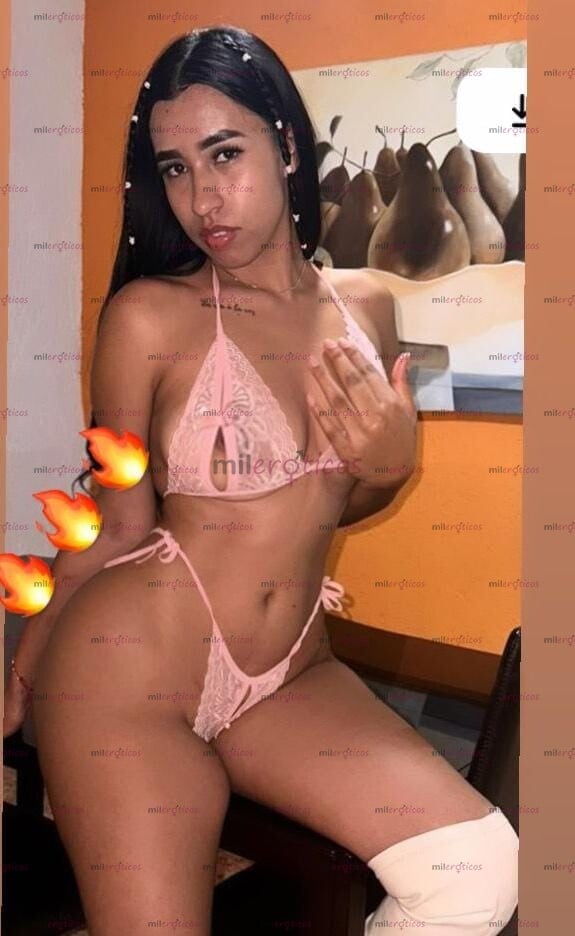 FOTOS DE RECIEN LEGADA COLOMBIANA LISTA PARA EL SEXO RICO PAPI