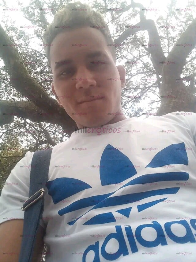 FOTOS DE SOY NUEVO ACÁ EN LA CUIDAD DE BUCARAMANGA ANDO DE PASO ME GUSTAN LAS CHICAS MONA