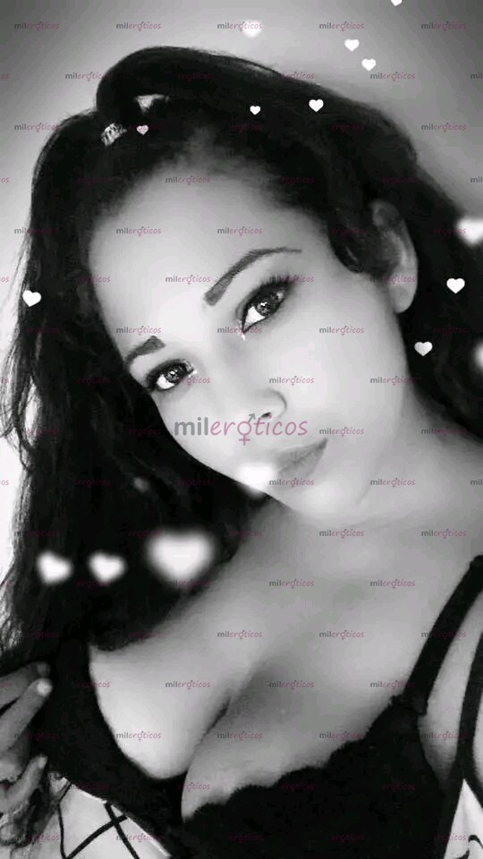 FOTOS DE PELO NEGRO LARGO PIEL MORENA OJOS PEQUEÑOS BUENOS SENOS Y NALGAS