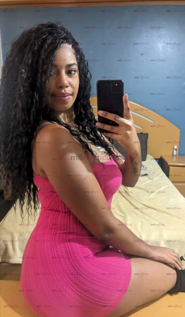 FOTOS DE LUNA... RICA CUBANITA DE 22 AÑOS BIEN CALIENTE PARA TI, TRÍOS