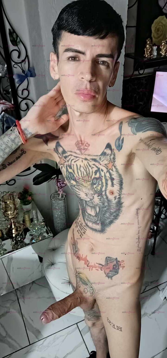 FOTOS DE ACTIVO BLANCO TATUADO FLAKITO SERIO MORBOSO FOTOS NATURALES NADA DE FILTROS
