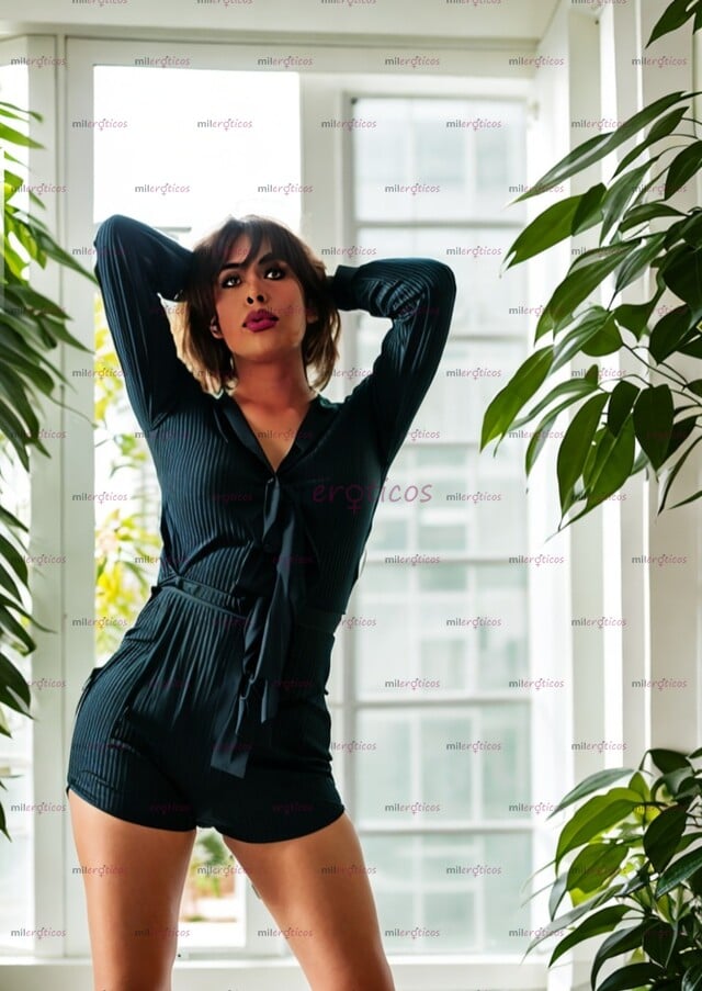 FOTOS DE DE REGRESO FERNANDA LA CHICA MAS CACHONDA DEL PORTAL ,CON LUGAR