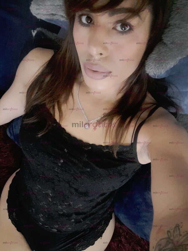 FOTOS DE DE REGRESO FERNANDA LA CHICA MAS CACHONDA DEL PORTAL ,CON LUGAR