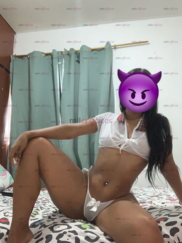 FOTOS DE EXITICA MORENA DISPUESTA A COMPLACERTE LLÁMAME ATIENDO 24 7