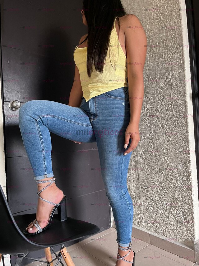 FOTOS DE UNA CHICA MUY COMPLACIENTE, TU CÓMPLICE PERFECTA PARA CUMPLIR ESE CAPRICHO PROHI
