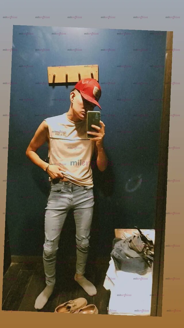 FOTOS DE TWINK, GUAPO , COMPLACIENTE, INTER ACT, Y MUY MUY AMABLE