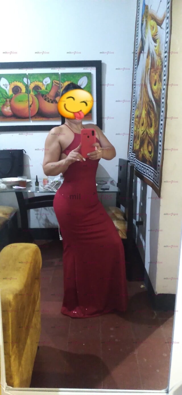 FOTOS DE HOLA MIS AMORES SOY CRISTAL MEDIA 50 LA HORA 100 10 ALAVITACION