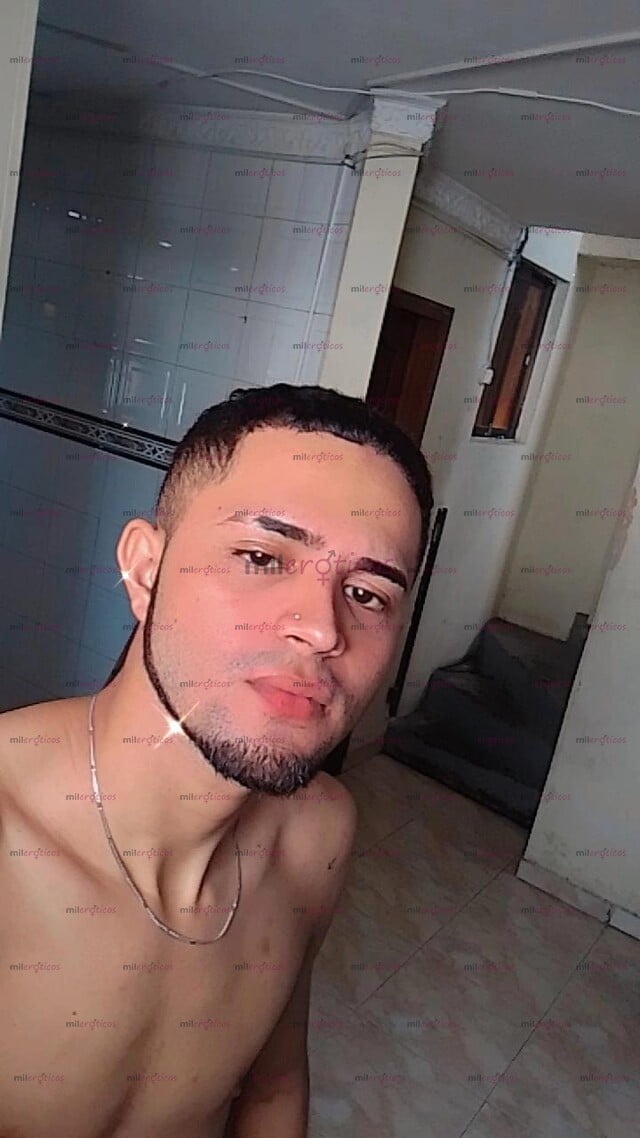 FOTOS DE MEN CALIENTE CON 22 AÑOS INTERESADOS ESCRIBIR AL 3243479819 SOLO WHASSATP