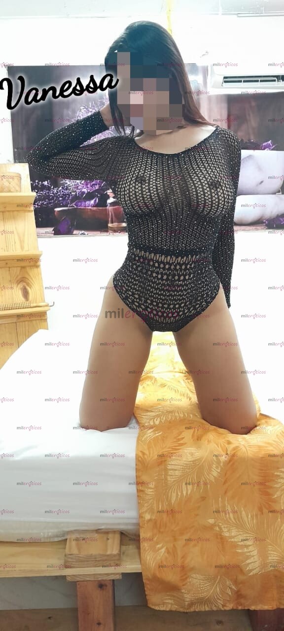 FOTOS DE VANESA CHICA CON VAGINA COMO UN CARAMELITO DULCE SUPER RICA PARA DELEITAR